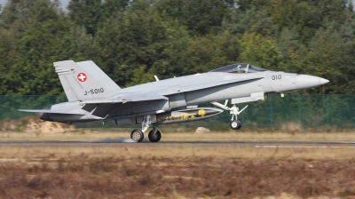 Photo ID 44543 by Jason Grant. Switzerland Air Force McDonnell Douglas F A 18C Hornet, J 5010