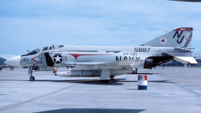 Photo ID 44662 by Robert W. Karlosky. USA Navy McDonnell Douglas F 4J Phantom II, 155887