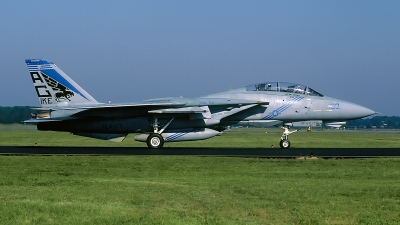 Photo ID 45610 by David F. Brown. USA Navy Grumman F 14B Tomcat, 162921