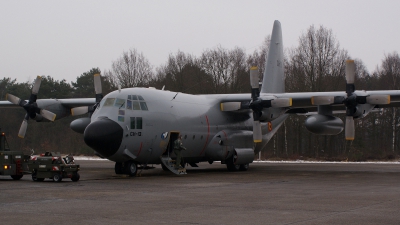Photo ID 46002 by kristof stuer. Belgium Air Force Lockheed C 130H Hercules L 382, CH 13