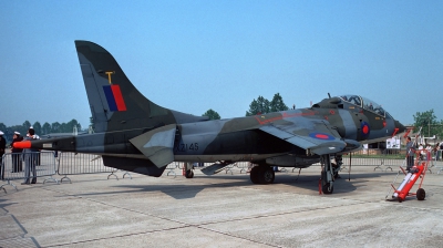 Photo ID 46099 by Alex Staruszkiewicz. UK Air Force Hawker Siddeley Harrier T 4, XZ145