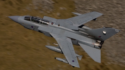 Photo ID 46118 by Neil Bates. UK Air Force Panavia Tornado GR4 T, ZA562