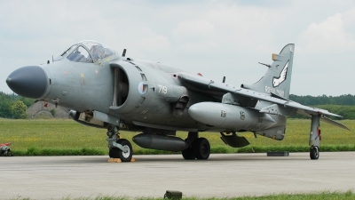 Photo ID 46149 by Peter Terlouw. UK Navy British Aerospace Sea Harrier FA 2, ZH800