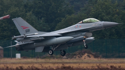 Photo ID 46908 by Johnny Cuppens. Norway Air Force General Dynamics F 16AM Fighting Falcon, 681