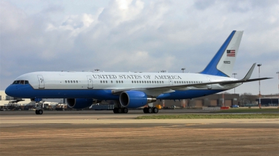 Photo ID 47199 by PAUL CALLAGHAN. USA Air Force Boeing C 32A, 99 0003