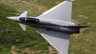 Photo ID 47358 by John Higgins. UK Air Force Eurofighter Typhoon T1, ZJ803