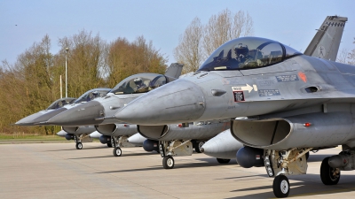 Photo ID 47540 by Eric Tammer. Netherlands Air Force General Dynamics F 16AM Fighting Falcon, J 008