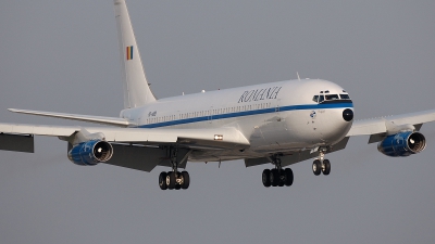 Photo ID 47580 by Mathias Henig. Romania Government Boeing 707 3K1C, YR ABB