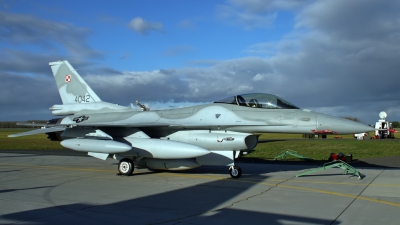 Photo ID 47626 by D. A. Geerts. Poland Air Force General Dynamics F 16C Fighting Falcon, 4042