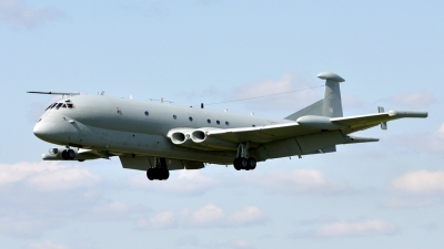 Photo ID 48133 by Mike Hopwood. UK Air Force Hawker Siddeley Nimrod MR 2, XV231