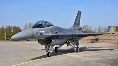 Photo ID 48223 by Eric Tammer. Netherlands Air Force General Dynamics F 16AM Fighting Falcon, J 864