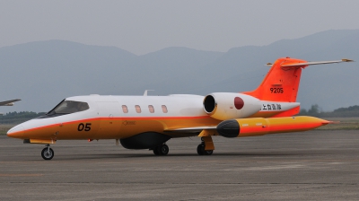 Photo ID 48456 by Peter Terlouw. Japan Navy Learjet U 36A, 9205