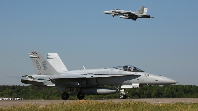 Photo ID 48753 by David F. Brown. USA Navy McDonnell Douglas F A 18C Hornet, 163429