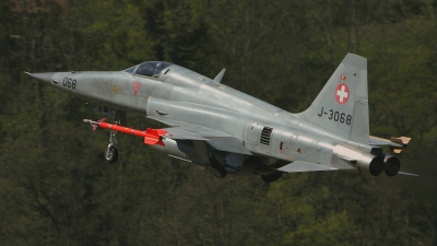 Photo ID 48965 by Werner P. Switzerland Air Force Northrop F 5E Tiger II, J 3068