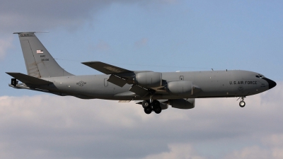 Photo ID 49110 by PAUL CALLAGHAN. USA Air Force Boeing KC 135R Stratotanker 717 100, 63 8006