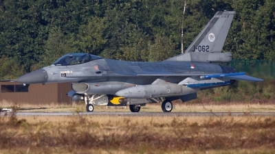 Photo ID 49587 by Davide Olivati. Netherlands Air Force General Dynamics F 16AM Fighting Falcon, J 062