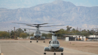 Photo ID 50164 by Paul Newbold. USA Marines Boeing Vertol CH 46E Sea Knight 107 II, 156447