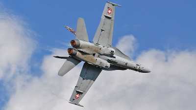 Photo ID 50838 by Martin Thoeni - Powerplanes. Switzerland Air Force McDonnell Douglas F A 18C Hornet, J 5011
