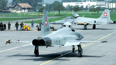 Photo ID 50924 by Joop de Groot. Switzerland Air Force Northrop F 5E Tiger II, J 3007