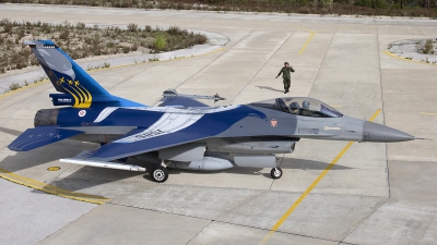 Photo ID 51189 by Chris Lofting. Portugal Air Force General Dynamics F 16A Fighting Falcon, 15115