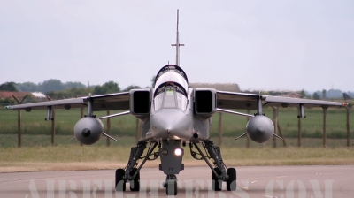Photo ID 6452 by lee blake. UK Air Force Sepecat Jaguar T4, XX835