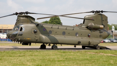 Photo ID 6479 by Jeremy Gould. UK Air Force Boeing Vertol Chinook HC2 CH 47D, ZA714