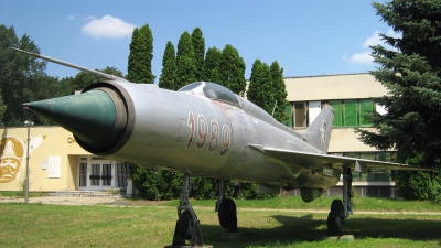 Photo ID 52276 by Péter Szentirmai. Hungary Air Force Mikoyan Gurevich MiG 21PF, 505