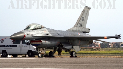 Photo ID 6656 by Roberto Bianchi. Netherlands Air Force General Dynamics F 16AM Fighting Falcon, J 514