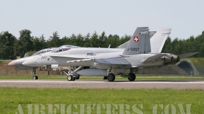 Photo ID 6673 by Rainer Mueller. Switzerland Air Force McDonnell Douglas F A 18C Hornet, J 5007
