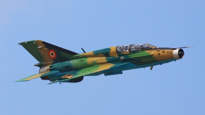 Photo ID 54478 by Maurice Kockro. Romania Air Force Mikoyan Gurevich MiG 21UM Lancer B, 176
