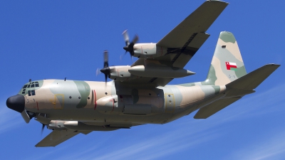 Photo ID 54841 by Chris Lofting. Oman Air Force Lockheed C 130H Hercules L 382, 501