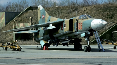 Photo ID 55206 by Carl Brent. Hungary Air Force Mikoyan Gurevich MiG 23MF, 06