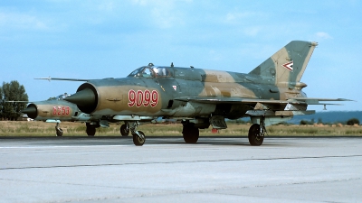 Photo ID 55202 by Carl Brent. Hungary Air Force Mikoyan Gurevich MiG 21bis SAU, 9099