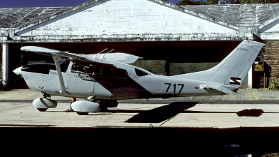 Photo ID 56078 by Carl Brent. Uruguay Air Force Cessna 206H Stationair, 717
