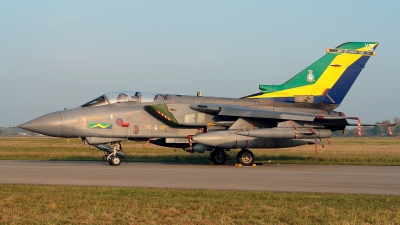 Photo ID 56239 by Alex Staruszkiewicz. UK Air Force Panavia Tornado GR4A, ZA401
