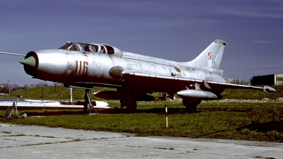 Photo ID 57432 by Carl Brent. Poland Air Force Sukhoi Su 7UM, 116