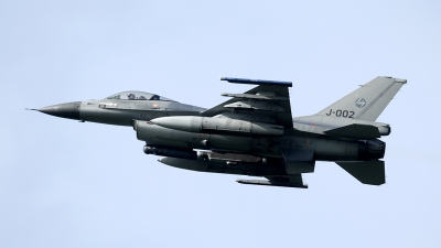 Photo ID 57802 by Joop de Groot. Netherlands Air Force General Dynamics F 16AM Fighting Falcon, J 002