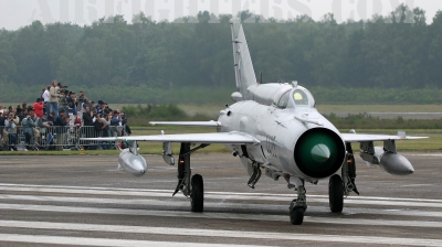 Photo ID 7257 by Roel Reijne. Czech Republic Air Force Mikoyan Gurevich MiG 21MFN, 4405