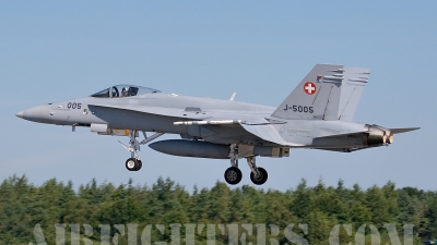 Photo ID 7326 by Rainer Mueller. Switzerland Air Force McDonnell Douglas F A 18C Hornet, J 5005