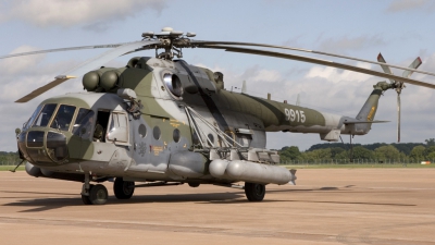 Photo ID 7335 by Tom Gibbons. Czech Republic Air Force Mil Mi 171Sh, 9915