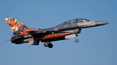 Photo ID 59304 by Caspar Smit. T rkiye Air Force General Dynamics F 16D Fighting Falcon, 93 0696
