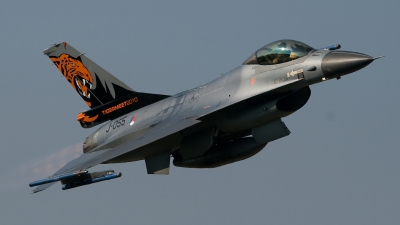 Photo ID 59377 by Bert van Wijk. Netherlands Air Force General Dynamics F 16AM Fighting Falcon, J 055