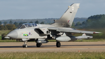 Photo ID 59782 by E de Wissel. UK Air Force Panavia Tornado GR4, ZD792