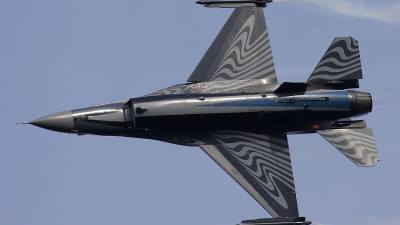 Photo ID 60319 by Walter Van Bel. Belgium Air Force General Dynamics F 16AM Fighting Falcon, FA 110