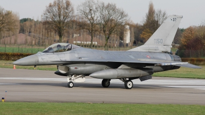 Photo ID 60981 by Rob Hendriks. Italy Air Force General Dynamics F 16A ADF Fighting Falcon, MM7250