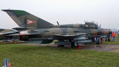 Photo ID 62019 by Horatiu Goanta. Hungary Air Force Mikoyan Gurevich MiG 21UM, 7011