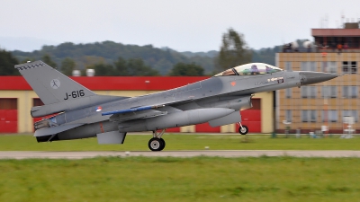 Photo ID 61476 by Radim Spalek. Netherlands Air Force General Dynamics F 16AM Fighting Falcon, J 616