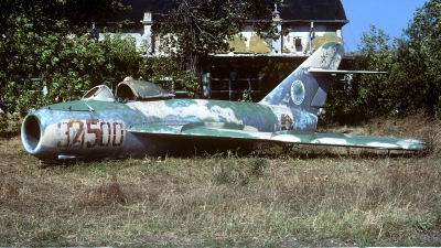 Photo ID 62538 by Carl Brent. Bulgaria Air Force Mikoyan Gurevich MiG 17, 25