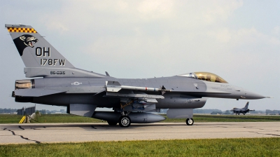 Photo ID 62366 by Mark Munzel. USA Air Force General Dynamics F 16C Fighting Falcon, 86 0315