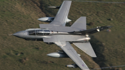 Photo ID 62762 by Tom Gibbons. UK Air Force Panavia Tornado GR4, ZA449